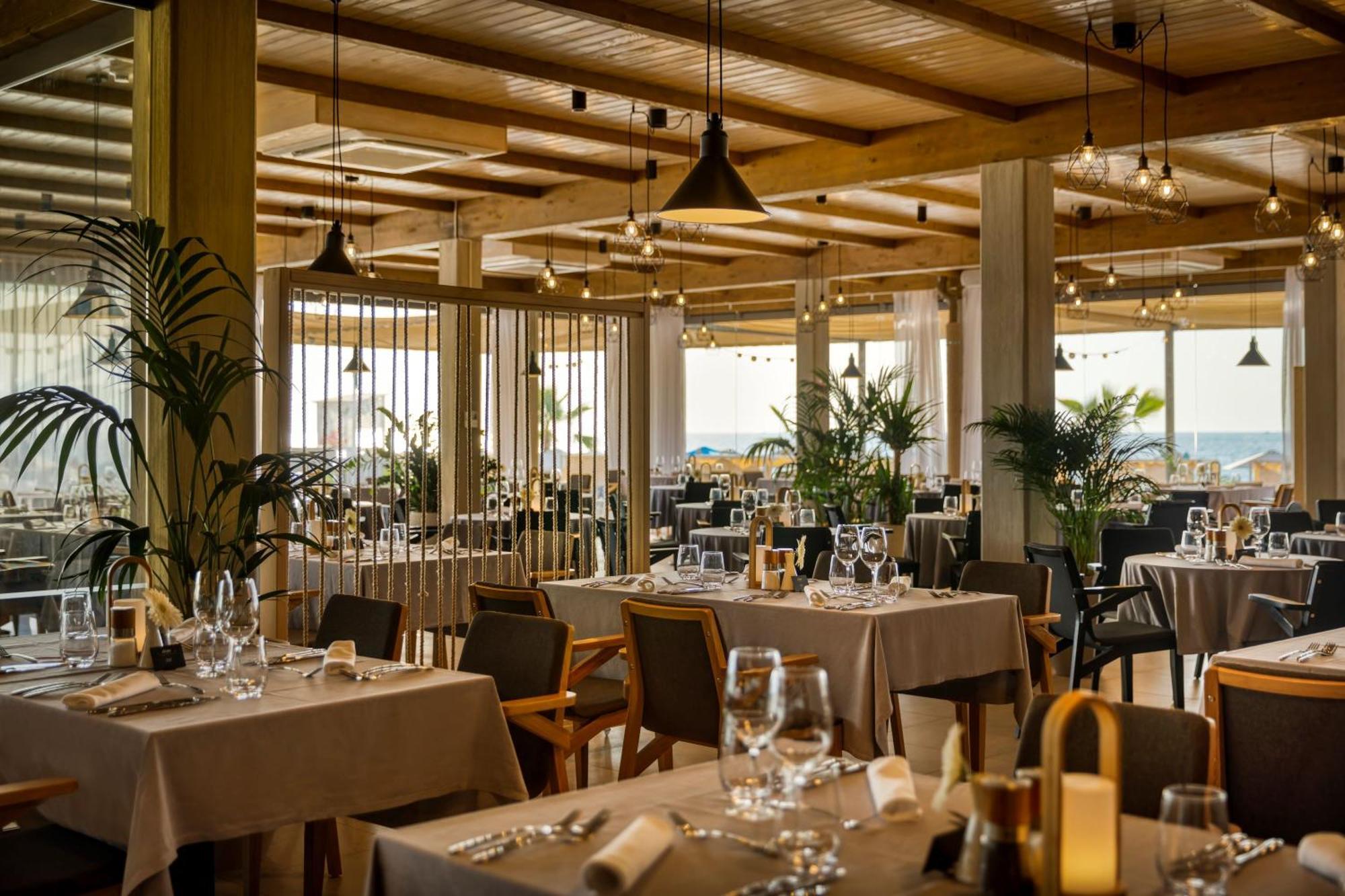 Pical Beach House, Valamar Collection โปเรช ภายนอก รูปภาพ